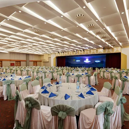 Selectum Family Side Hotel